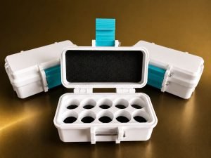White 10x3ml bottles traveling / storage case